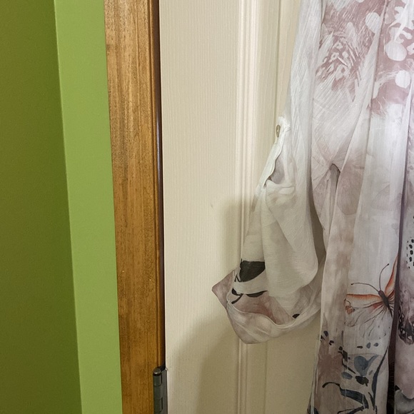 Bella, beautiful flowy amazing colours with heat sealed stones - Picture 5 of 6